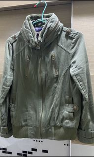 由 gingerpro (刊登 ID 1018643911，圖片 1) 提交，位於 的 (類別：)，說明：。