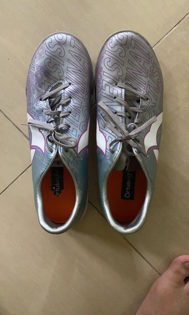 Sepatu Futsal Ortuseight Catalyst Legion Uk 43 Olah Raga Perlengkapan Olahraga Lainnya Di Carousell