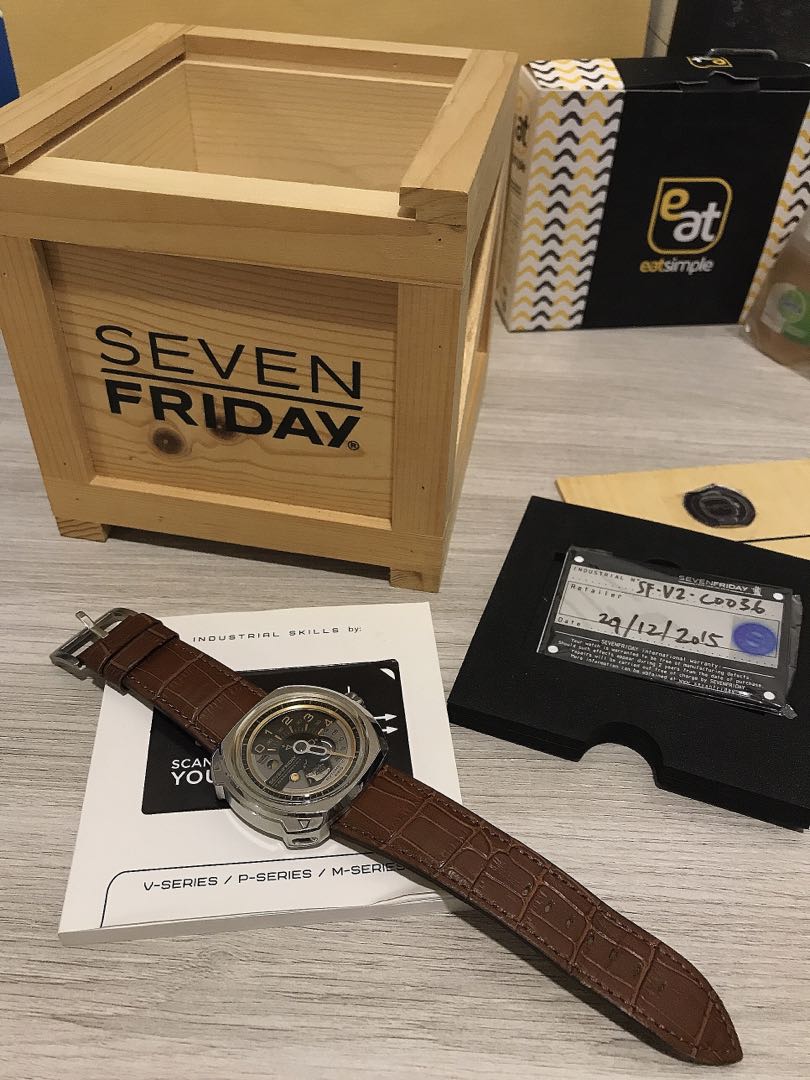 Sevenfriday shop watch box