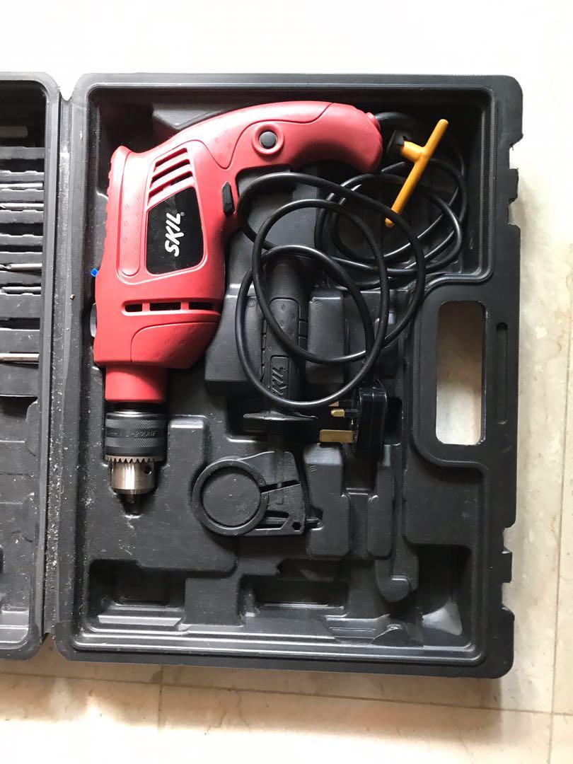 SKIL 550 watt Drill and screwdriver