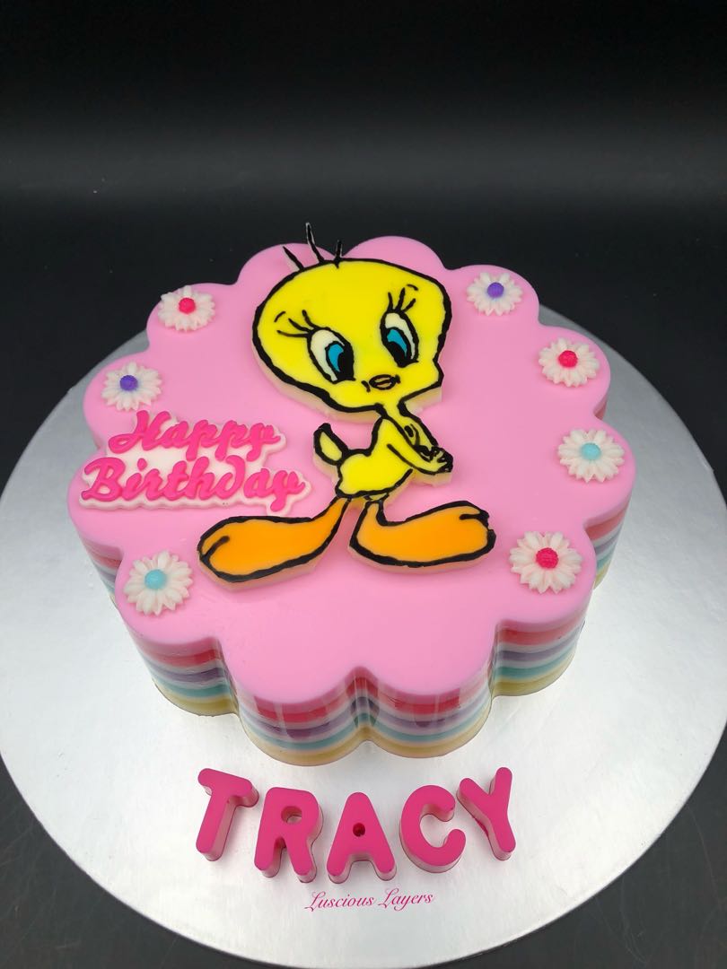 5inch Tweety Bird Pink Floral Cake, Food & Drinks, Homemade Bakes on  Carousell