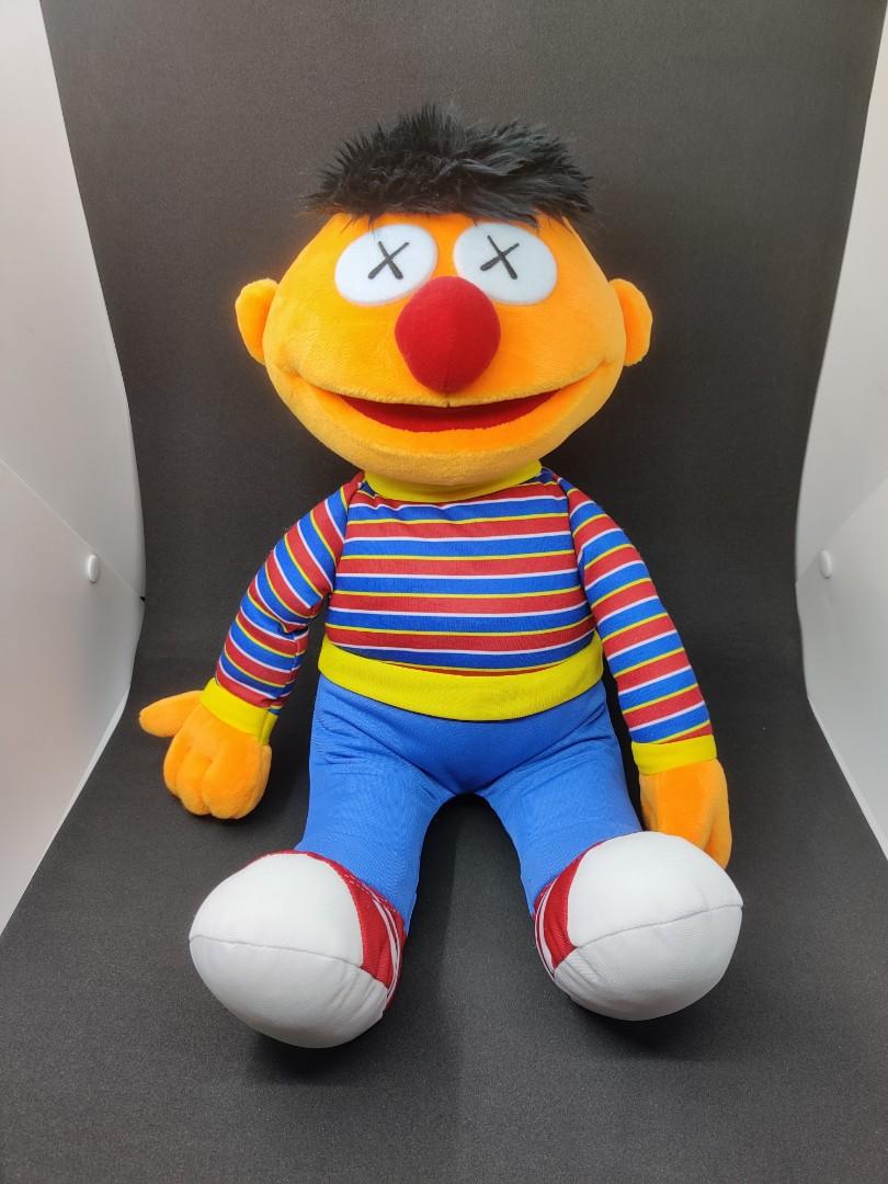 Uniqlo x Kaws Sesame Street Stuff Toys Hobbies Toys Toys