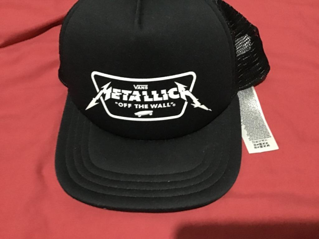 ضروري vans metallica hat 