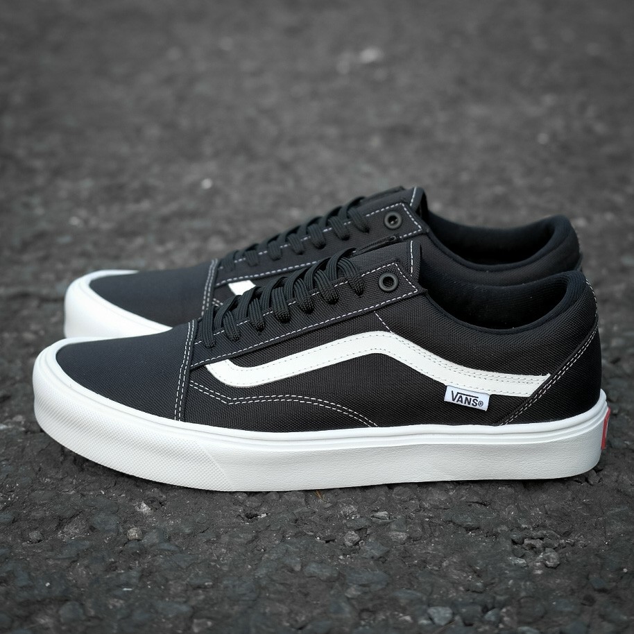 Sepatu vans lxvi hitam online