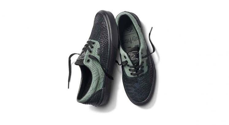 Vans X Harry Potter Sneaker Collection (slytherin/black (era X Harry Potter))  Classic Shoes for Men