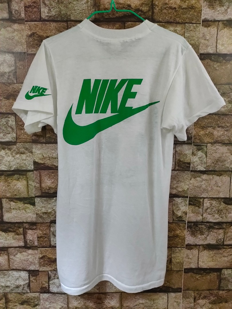 Nike – Retro – Grön t-shirt