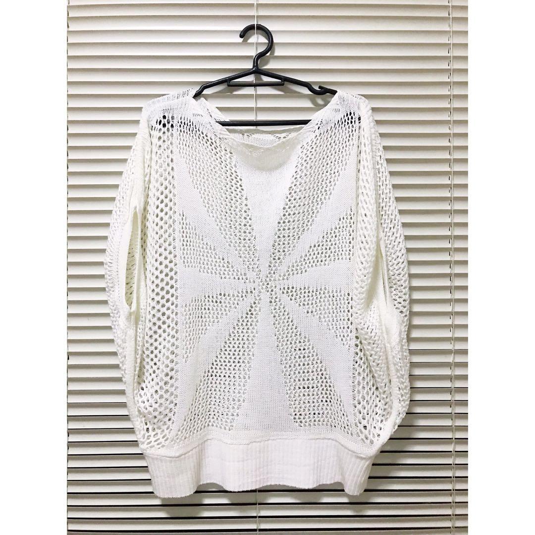 White Boho Knit Top Women S Fashion Tops Blouses On Carousell