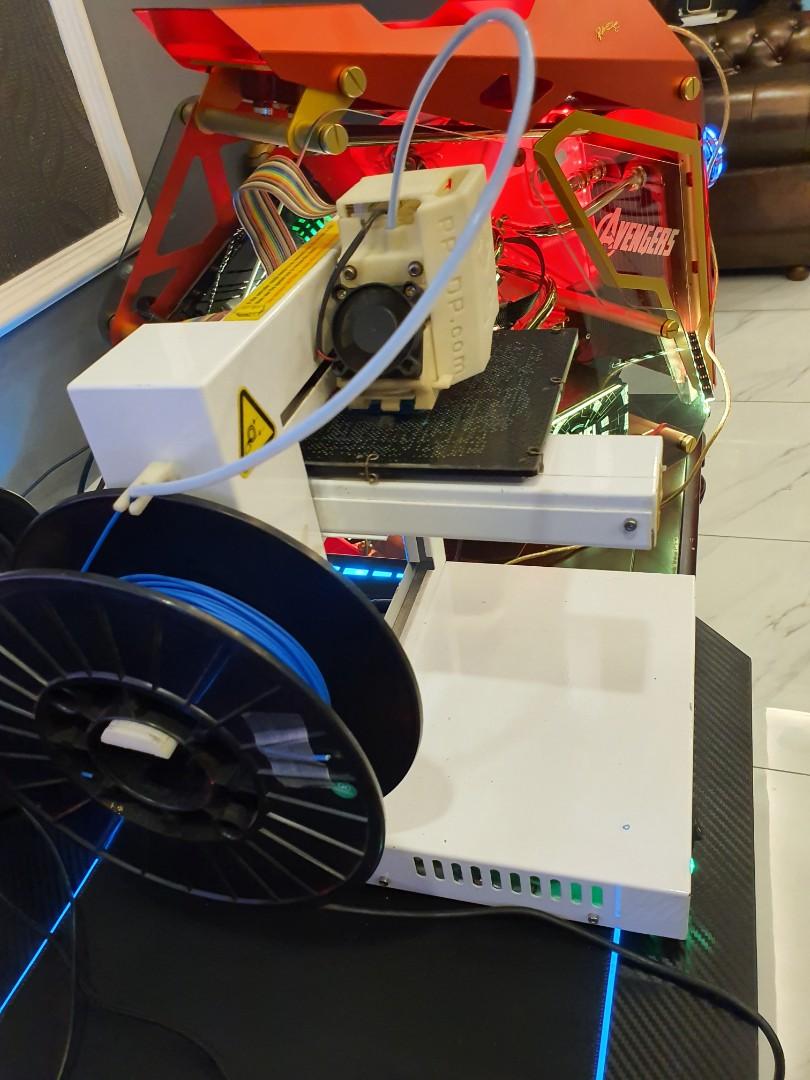 3d printer (Category: Printers, Scanners & Copiers) located in Butterworth. Submitted by derekkyh (Listing ID 1018898370, Image 2). Description: up plus 2 3d printer.