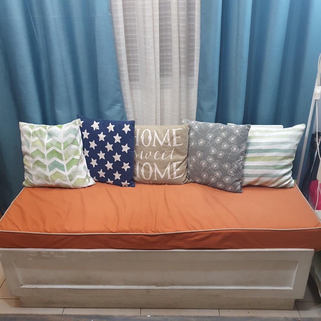 ‼️ Cozy Storage Couch with Uratex Memory Foam ‼️ (Category: Other Kids Furniture) located in Taguig. Submitted by kaiganda (Listing ID 1019052560, Image 3). Description: Great as sofa or banquet seat for dining 😊 Quantity: 2 sets available for P3,500 each or P6,800 only for both Each SET includes: 1 wooden bench with slanted backrest 1 Uratex memory foam with suede upholstery FREE extra cover and 2 throw pillows Condition: 2nd Hand Material: Ply