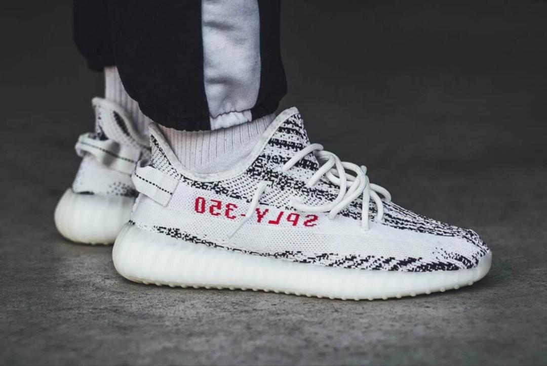 adidas yeezy 350 v2 zebra