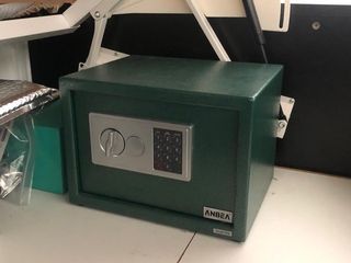 （分類：）位於 。 由 j4come 提交（商品編號 1018870206，圖片 1）。簡介： 。
