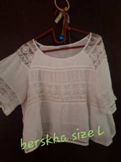 (Kategori: ) berada di . Dikirim oleh rani_collectionpl (ID iklan 1018948326, Gambar 1). Deskripsi: .
