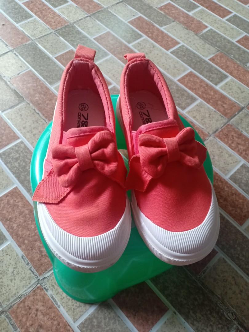 Dunia Fashion di Ujung Jari: Jelajah Koleksi Pakaian dan Sepatu Online Terlengkap