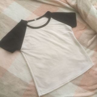 (Category: ) located in . Submitted by _itstasha (Listing ID 1018912954, Image 1). Description: .