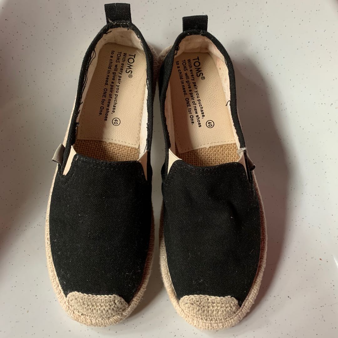 black espadrille shoes