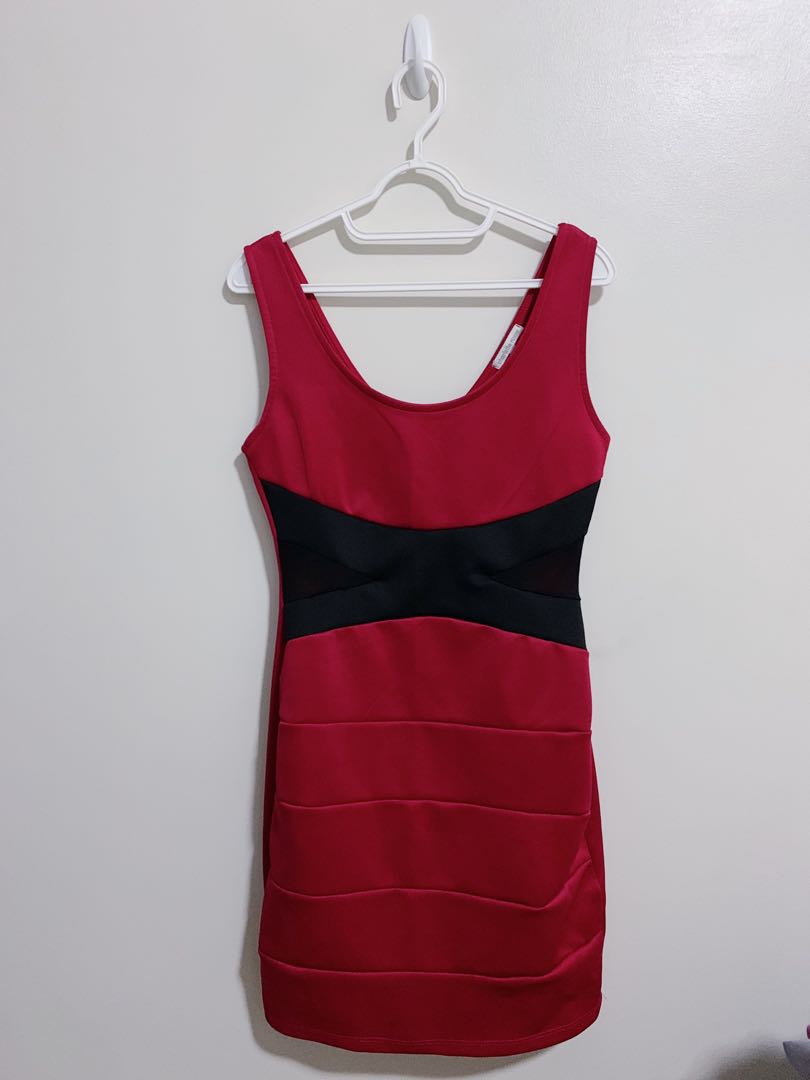 red fitted cocktail dress