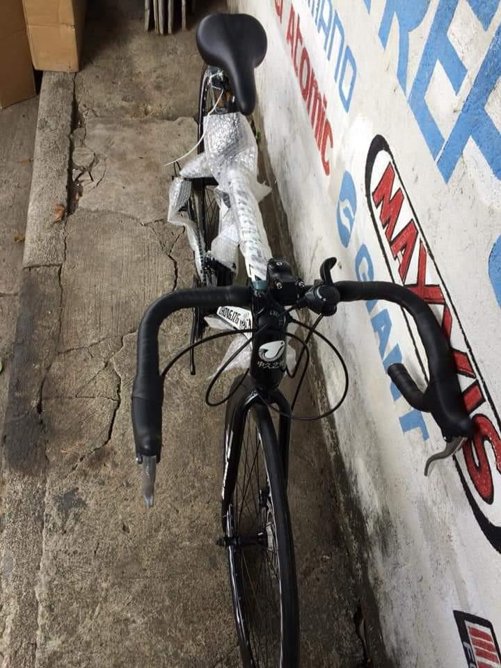 Brand New ZHONGJZG Road Bike, Sports 