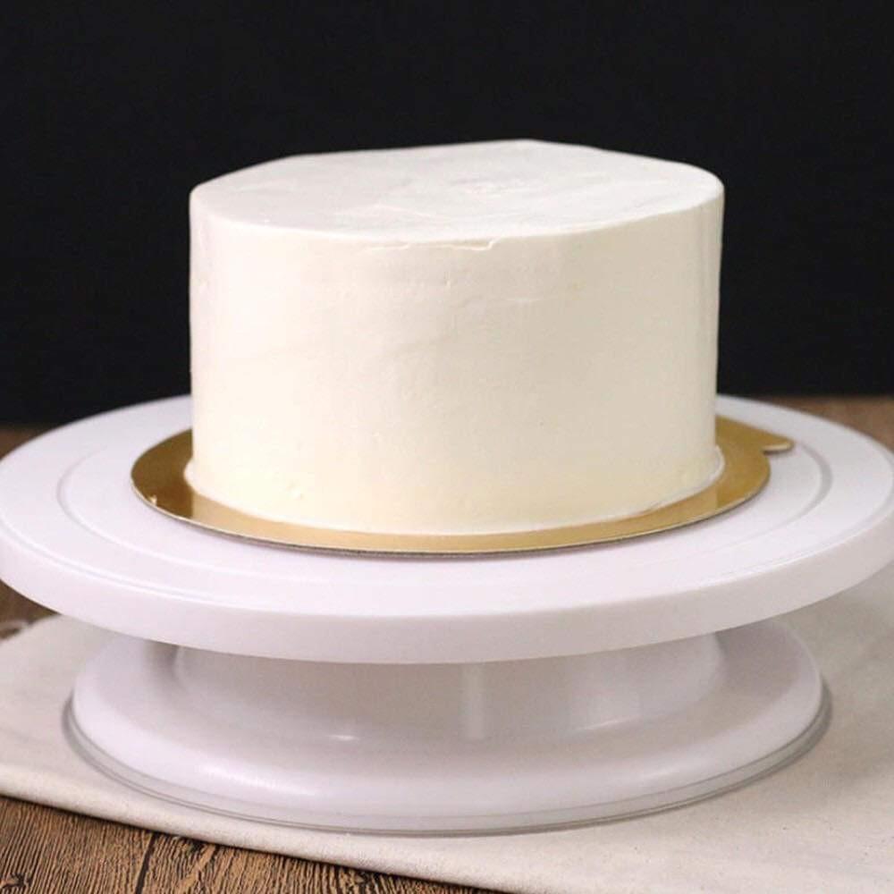 Cake turntable (Category: Bakeware) located in Mandaluyong City. Submitted by shopmla (Listing ID 1018828483, Image 3). Description: Cake turntable 350.+sf.