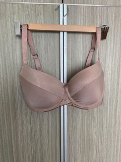 (Category: ) located in . Submitted by bombecka19 (Listing ID 1018835493, Image 1). Description: .