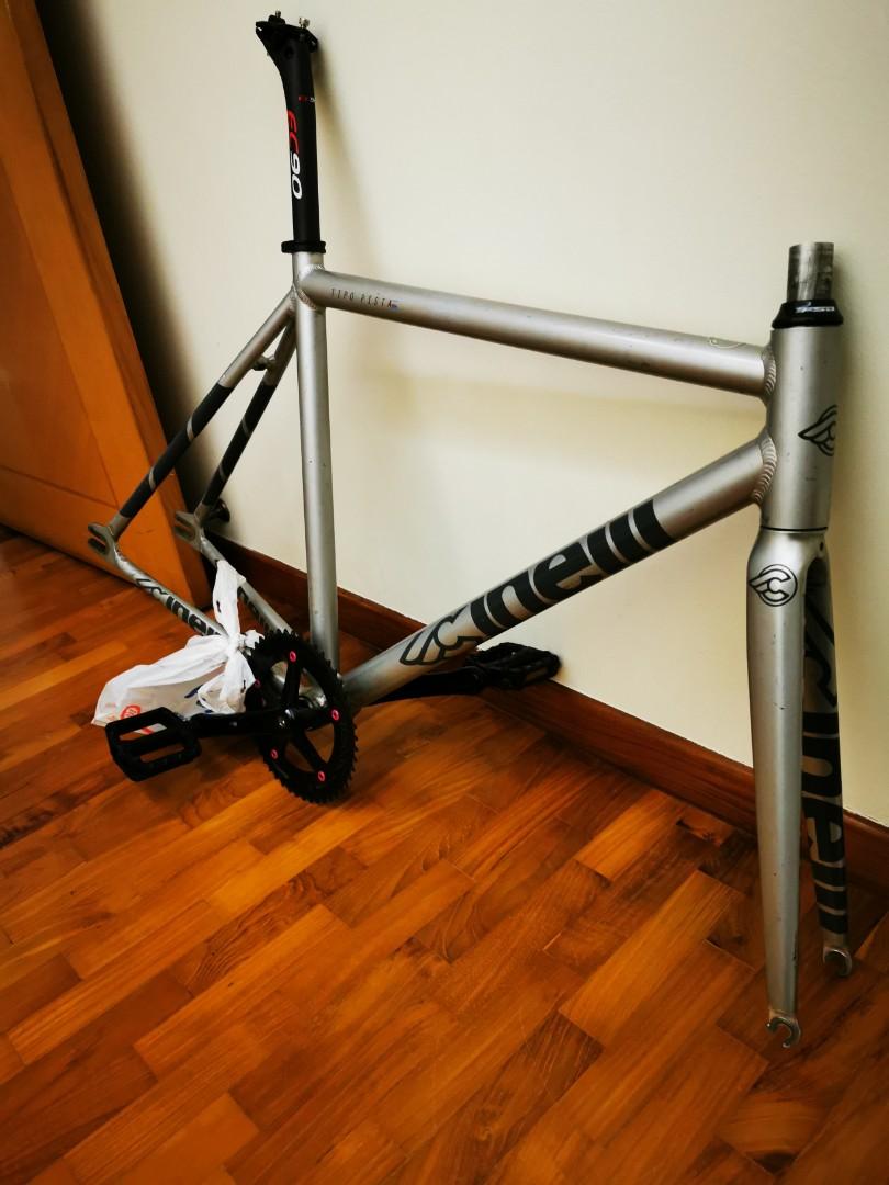 Cinelli tipo pista Sports Equipment Bicycles Parts Bicycles