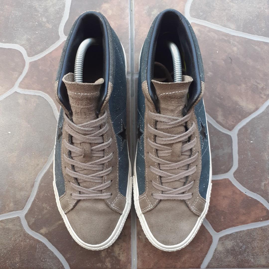 Converse One Star Pro Mid Obsidian Malt White Fesyen Pria Sepatu