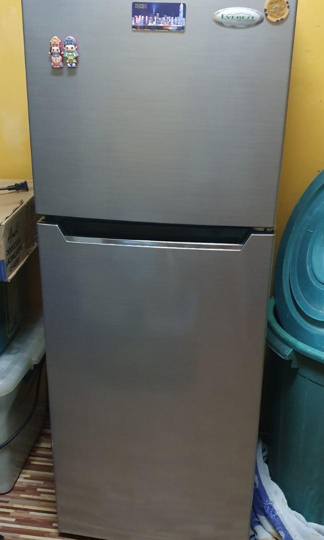Everest 2 Door Ref Home Furniture Home Appliances Refrigerators And Freezers On Carousell
