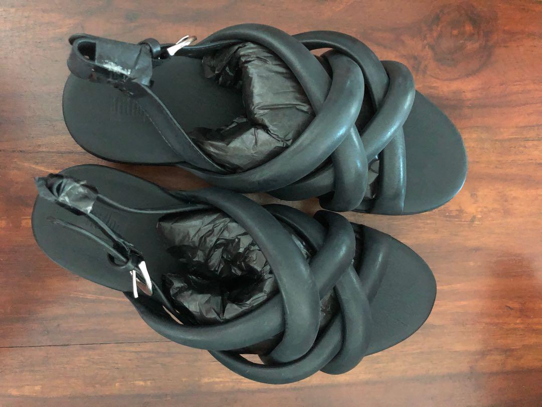 Fitflop on sale helga sandals