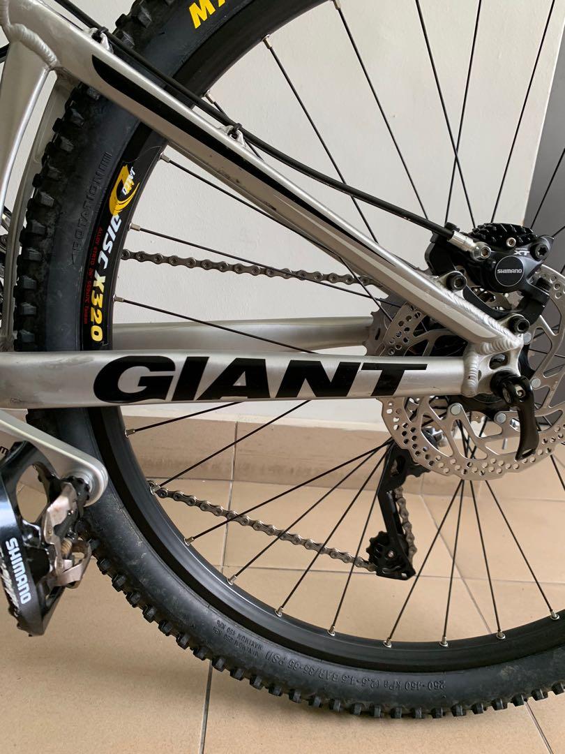 Giant anthem 2012 specs deals