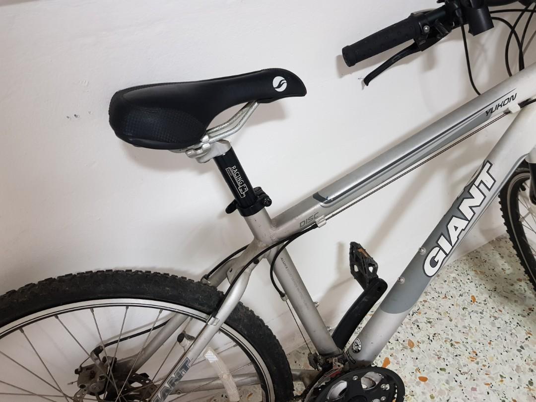 17 inch Frame Giant Yukon 2010 Michelin Tyres Shimano Disc Brakes