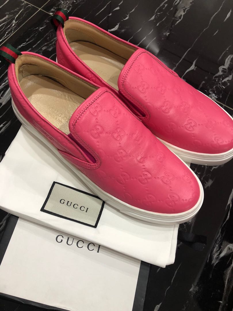 Gucci Pink Slip On, Women's Fashion, Footwear, Sneakers on Carousell