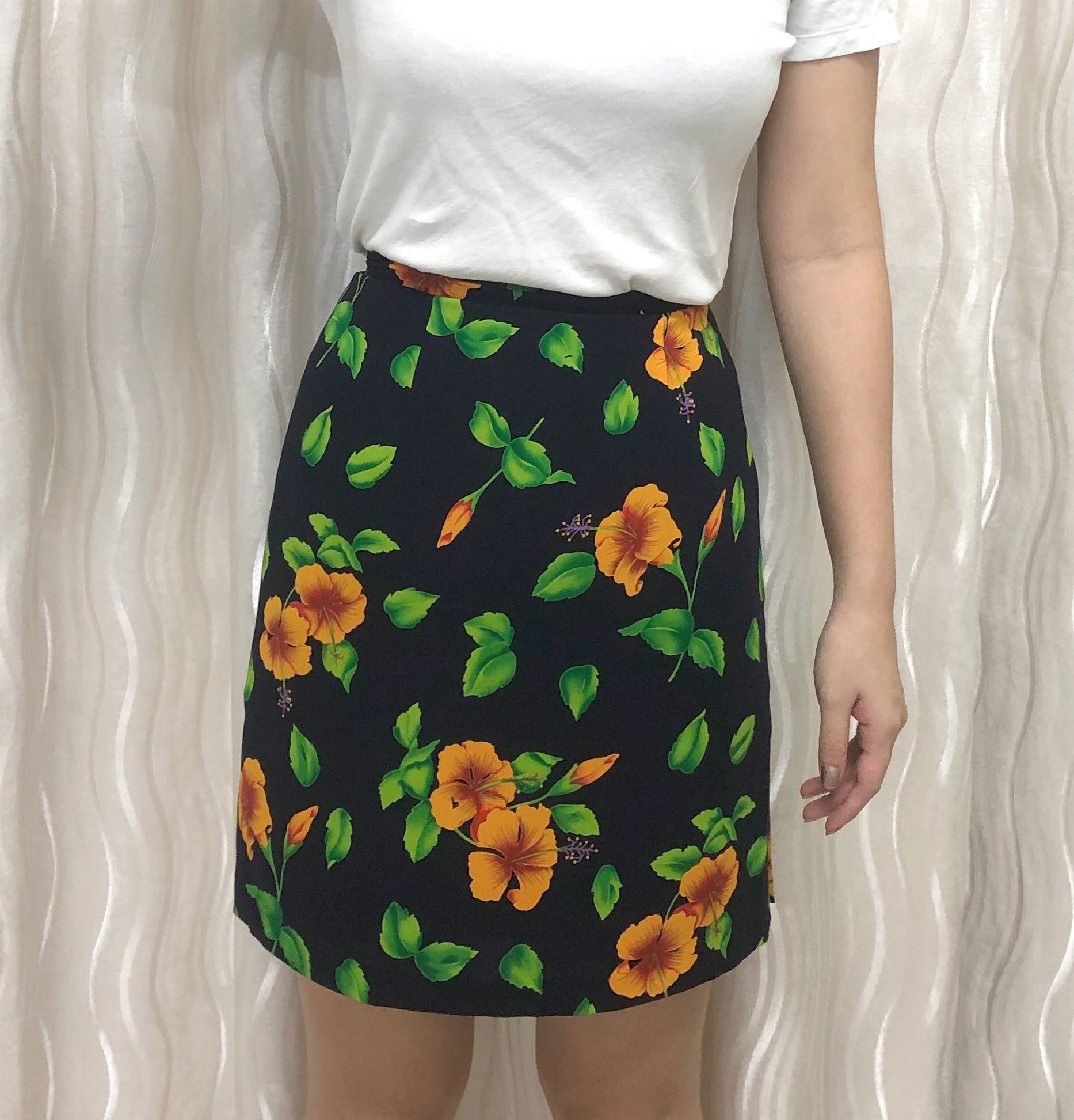 Hand Drawn Hibiscus Print Women's Skirt