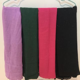 （分類：）位於 。 由 hijabm2020 提交（商品編號 1018907449，圖片 1）。簡介： 。