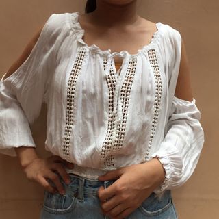 (Category: ) located in . Submitted by trendyessentials (Listing ID 1018882901, Image 1). Description: .
