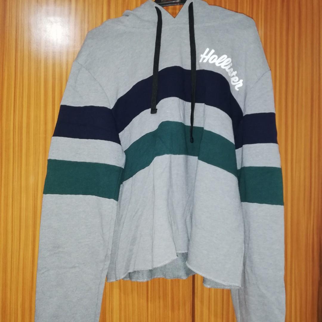 hollister cropped hoodie