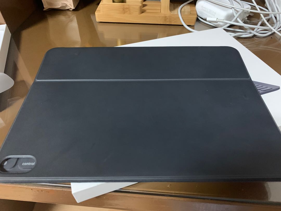 iPad Pro 11-inch Smart Keyboard Folio