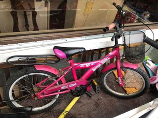 (Category: ) located in . Submitted by lp05 (Listing ID 1018984227, Image 1). Description: .