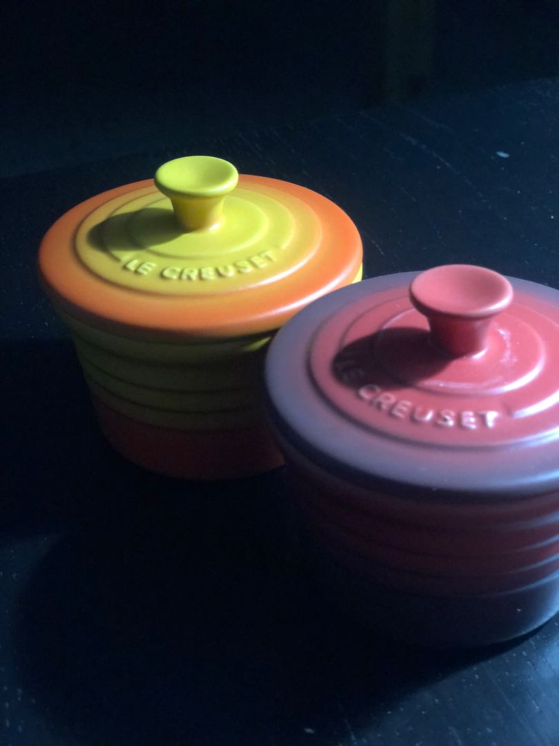 Le Creuset Ramekins with Lids, Home Appliances, Kitchenware on Carousell