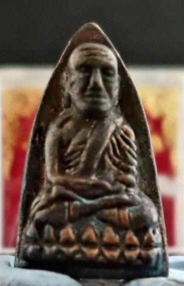 Lp Thuad Daolit By Lp Mahachat Be2554 Vintage Collectibles Religious Items On Carousell