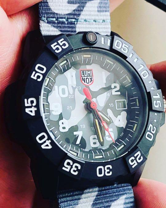Luminox best sale camo watch