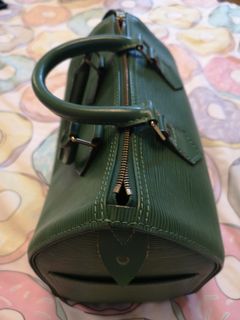 (Category: ) located in . Submitted by tiffinyandco (Listing ID 1019045094, Image 1). Description: .