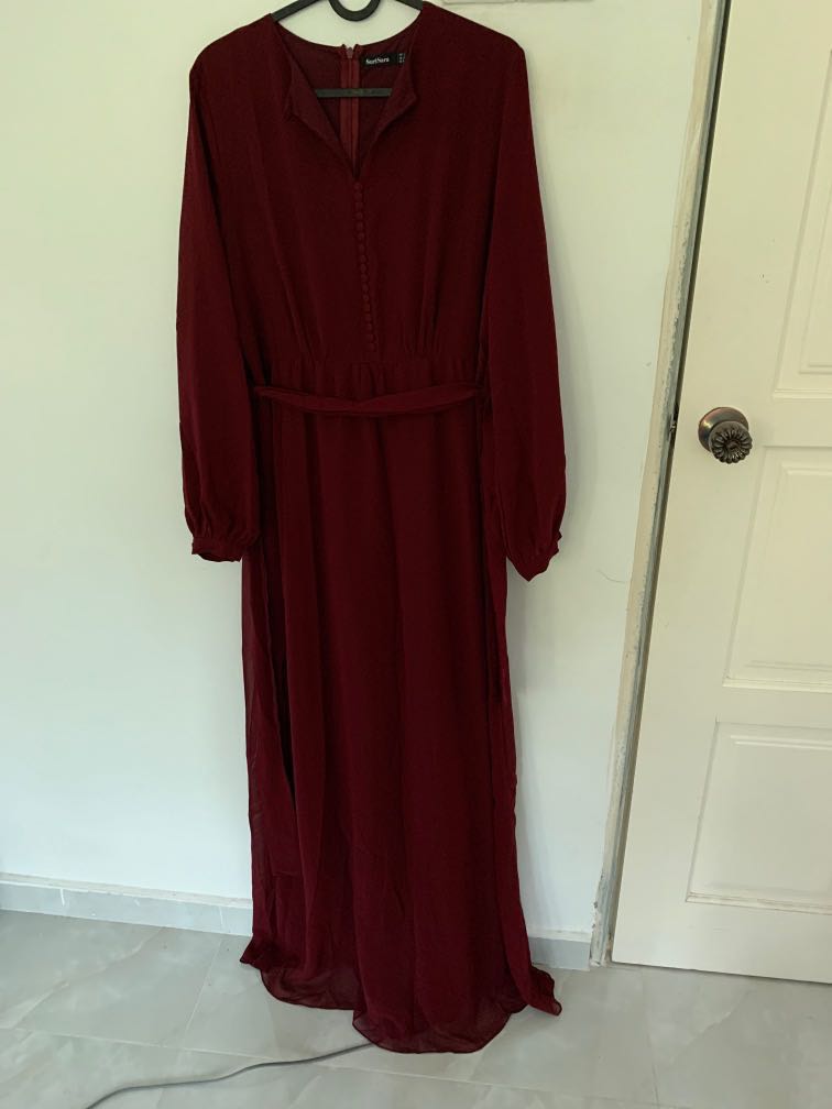 maroon flowy dress