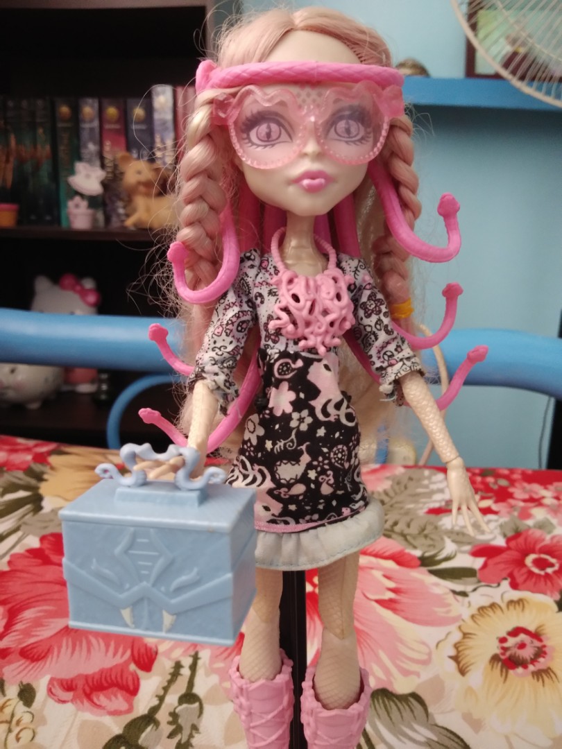 Snake monster store high doll