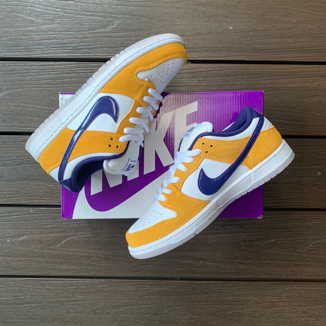 sb dunk laser orange