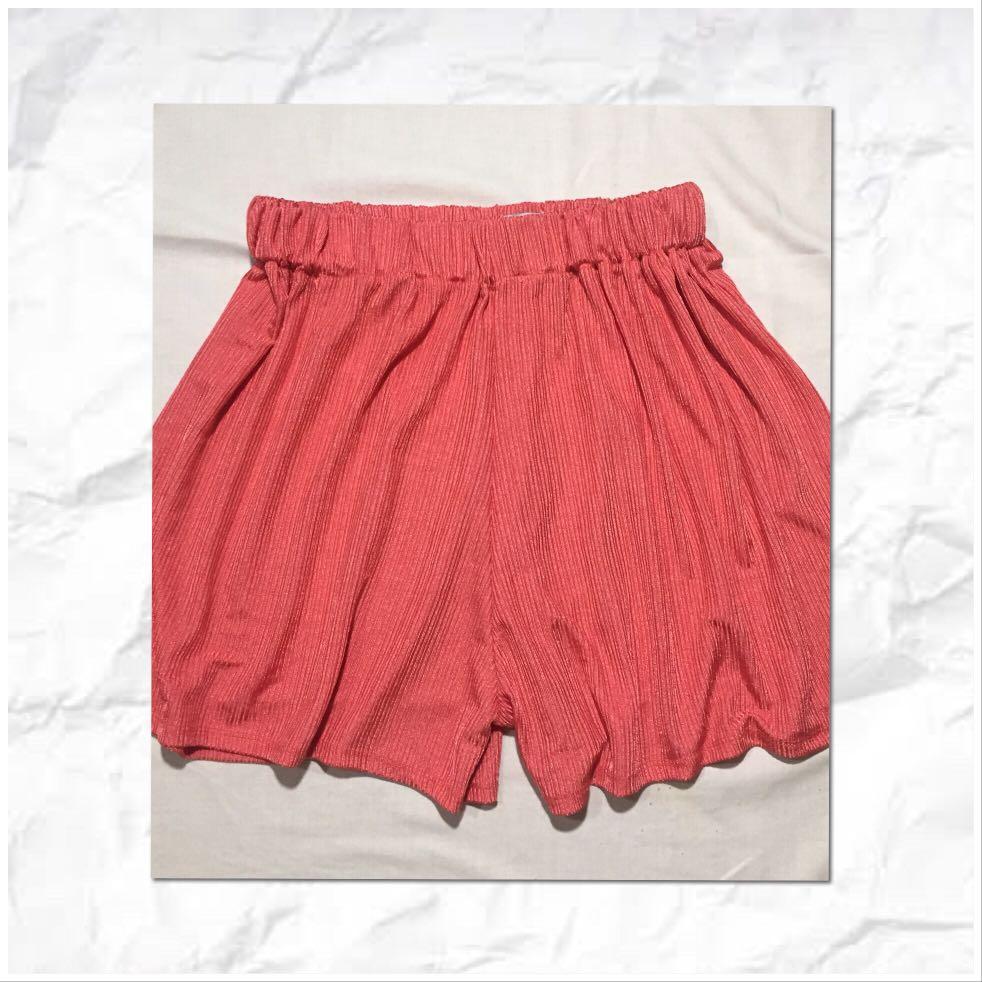 red flowy shorts