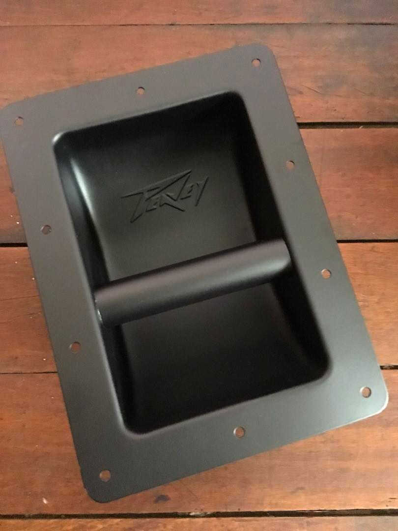 Peavey deals speaker handles
