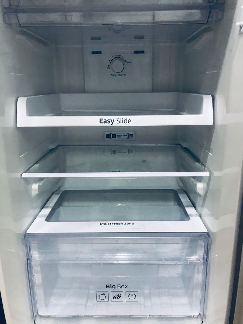 Peti Ais 2 Pintu Samsung Kitchen Appliances On Carousell