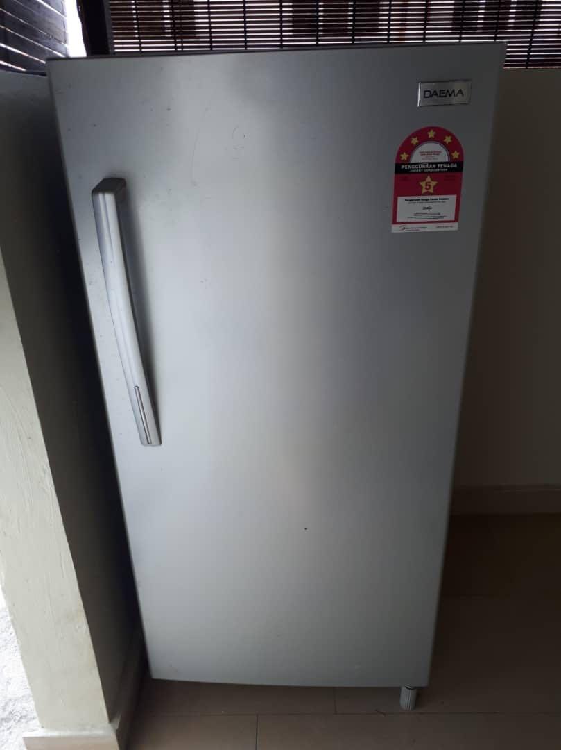 Peti Sejuk 1 Pintu Kitchen Appliances On Carousell