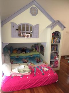 (Category: ) located in . Submitted by vanillasugarz (Listing ID 1018823722, Image 1). Description: .