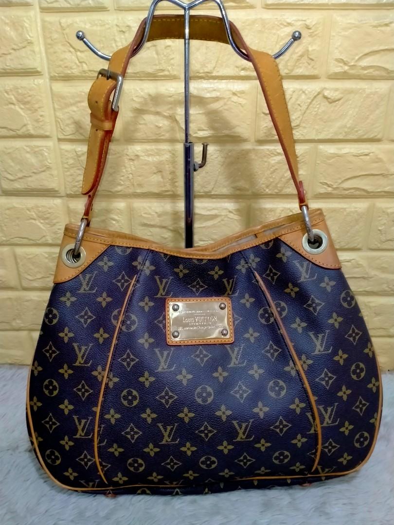 Preloved Louis Vuitton Galleria mm, Luxury, Bags & Wallets on Carousell