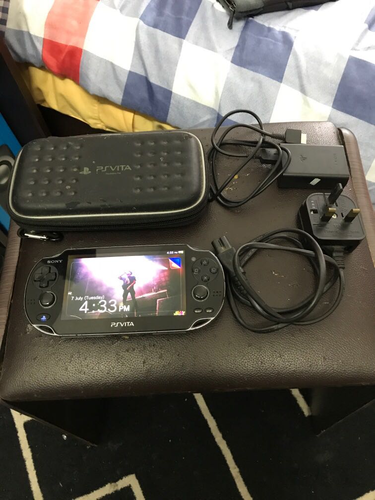Ps Vita 1000 (Henkaku Mod), Video Gaming, Video Game Consoles